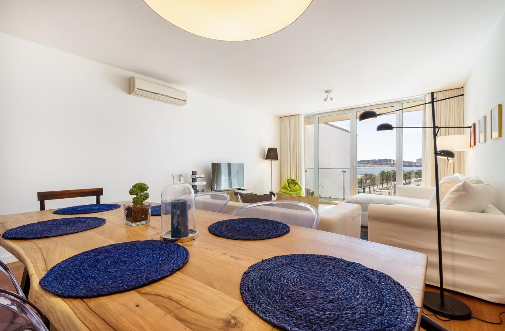 Guestready - Alges Apt With Stunning Rooftop Pool Apartment Bagian luar foto